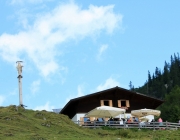 Almmesse auf der Marienberg Alpe – Hirtenfamilie geht nach 40 Jahren in den Ruhestand