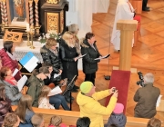 Altarweihe mit Alt-Erzbischof Alois Kothgasser