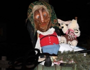 Auftakt der Mieminger Fasnacht – Stöttlhex übernimmt Gemeinde-Schlüssel