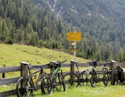 Baggerarbeiten am Marienbergjochweg