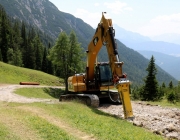 Baggerarbeiten am Marienbergjochweg