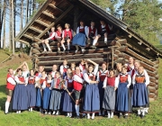 Foto-Termin Trachtenverein Edelweiss – Ausrichter des heurigen Kathreintanzes