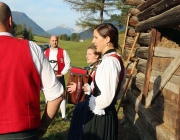 Foto-Termin Trachtenverein Edelweiss – Ausrichter des heurigen Kathreintanzes