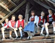 Foto-Termin Trachtenverein Edelweiss – Ausrichter des heurigen Kathreintanzes