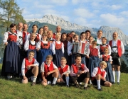 Foto-Termin Trachtenverein Edelweiss – Ausrichter des heurigen Kathreintanzes