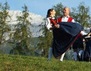 Foto-Termin Trachtenverein Edelweiss – Ausrichter des heurigen Kathreintanzes