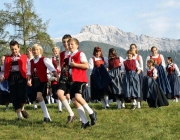 Foto-Termin Trachtenverein Edelweiss – Ausrichter des heurigen Kathreintanzes