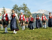 Foto-Termin Trachtenverein Edelweiss – Ausrichter des heurigen Kathreintanzes