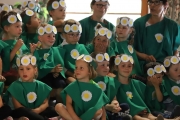 Barwieser Kinder spielten das „Gänseblümchen Fredericke“ – Kleine können riesig sein