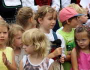 Herz-Jesu-Fest mit Prozession – Zum 10jährigen Bestehen des Sozialzentrums