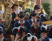 Herz-Jesu-Prozession 2013 – Pfarrfest in der Barwieser Agrarmaschinenhalle