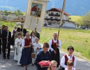 Herz-Jesu-Prozession 2013 – Pfarrfest in der Barwieser Agrarmaschinenhalle