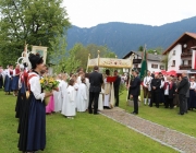 Herz-Jesu-Prozession 2013 – Pfarrfest in der Barwieser Agrarmaschinenhalle