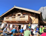 Almsommerfinale im Gaistal – Das Team der Hochfeldern Alm bedankt sich „für den schönen Sommer“