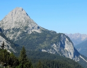 Ein Tag beim Hüttenteam auf der Hochfeldern Alm