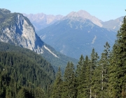 Ein Tag beim Hüttenteam auf der Hochfeldern Alm