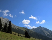 Ein Tag beim Hüttenteam auf der Hochfeldern Alm