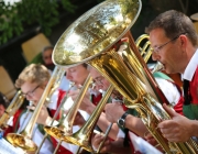 Isidori-Prozession 2013 – Frühschoppenkonzert bei subtropischen Temperaturen