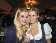 Jungbauernball 2013 mit Traktor-Versteigerung – Der „Lindner BF 14“ bleibt in Mieming