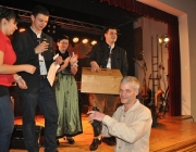 Jungbauernball 2013 mit Traktor-Versteigerung – Der „Lindner BF 14“ bleibt in Mieming