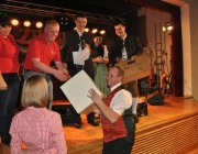 Jungbauernball 2013 mit Traktor-Versteigerung – Der „Lindner BF 14“ bleibt in Mieming