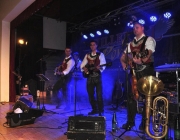 Jungbauernball 2013 mit Traktor-Versteigerung – Der „Lindner BF 14“ bleibt in Mieming
