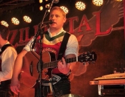 Jungbauernball 2013 mit Traktor-Versteigerung – Der „Lindner BF 14“ bleibt in Mieming