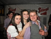 Jungbauernball 2013 mit Traktor-Versteigerung – Der „Lindner BF 14“ bleibt in Mieming