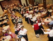 Kathreintanz 2013 – 300 Trachtler tanzten bis in den Morgen