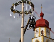 Maifest 2013 - Anschlag auf den Mieminger Maibaum