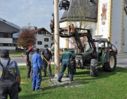 Maifest 2013 - Anschlag auf den Mieminger Maibaum