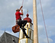 Maifest 2013 - Anschlag auf den Mieminger Maibaum