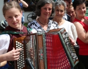 Maifest 2013 – „Maibaum-Anschlag konnte das Fest nicht verhindern“