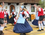 Maifest 2013 – „Maibaum-Anschlag konnte das Fest nicht verhindern“