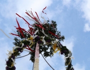 Maifest 2013 – „Maibaum-Anschlag konnte das Fest nicht verhindern“