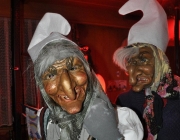 Maskenball der Mieminger Bäuerinnen 2013 – „…Schlumpfblau“
