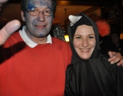 Maskenball der Mieminger Bäuerinnen 2013 – „…Schlumpfblau“