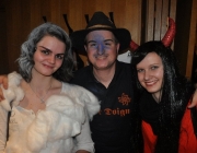 Maskenball der Mieminger Bäuerinnen 2013 – „…Schlumpfblau“