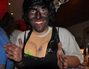 Maskenball der Mieminger Bäuerinnen 2013 – „…Schlumpfblau“