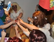 Maskenball der Mieminger Bäuerinnen 2013 – „…Schlumpfblau“
