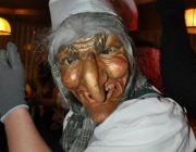 Maskenball der Mieminger Bäuerinnen 2013 – „…Schlumpfblau“