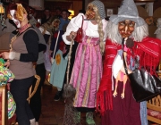 Maskenball der Mieminger Bäuerinnen