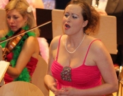 Neujahrskonzert 2014 – Sopranistin Eva-Maria Schmid begeisterte das Mieminger Publikum