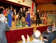 Neujahrskonzert 2015 - Mit Lui Chan, seinem Orchester Festival Sinfonietta Linz und der Sopranistin Eva-Maria Schmid