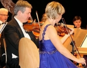 Neujahrskonzert 2015 - Mit Lui Chan, seinem Orchester Festival Sinfonietta Linz und der Sopranistin Eva-Maria Schmid