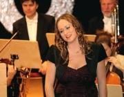 Neujahrskonzert 2015 - Mit Lui Chan, seinem Orchester Festival Sinfonietta Linz und der Sopranistin Eva-Maria Schmid