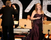 Neujahrskonzert 2015 - Mit Lui Chan, seinem Orchester Festival Sinfonietta Linz und der Sopranistin Eva-Maria Schmid
