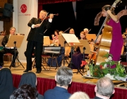 Neujahrskonzert 2015 - Mit Lui Chan, seinem Orchester Festival Sinfonietta Linz und der Sopranistin Eva-Maria Schmid