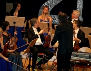 Neujahrskonzert 2016 mit Lui Chan und dem Kammerorchester "Festival Sinfonietta Linz"