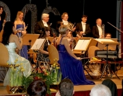 Neujahrskonzert 2016 mit Lui Chan und dem Kammerorchester "Festival Sinfonietta Linz"